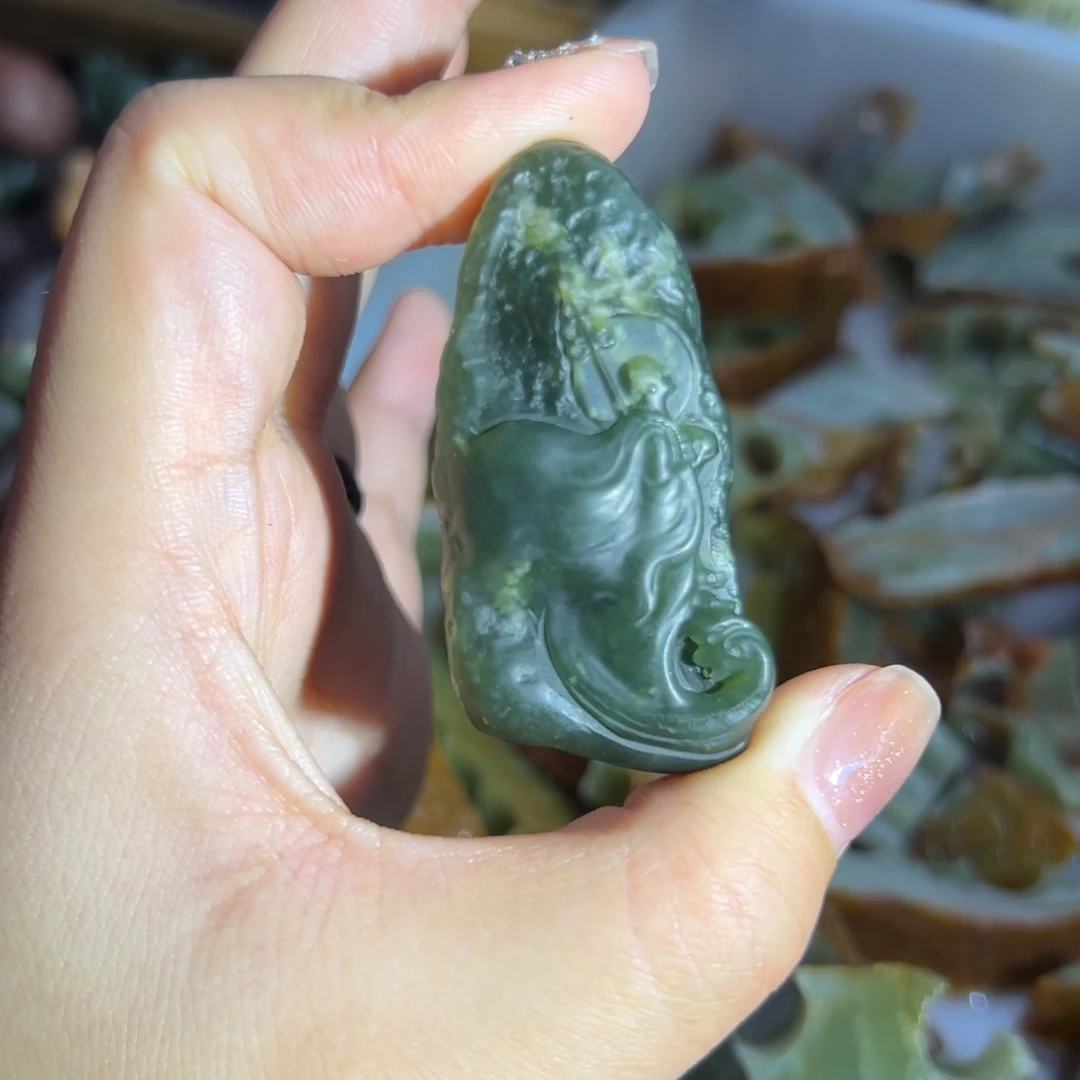 和田玉未镶嵌珠宝奇石