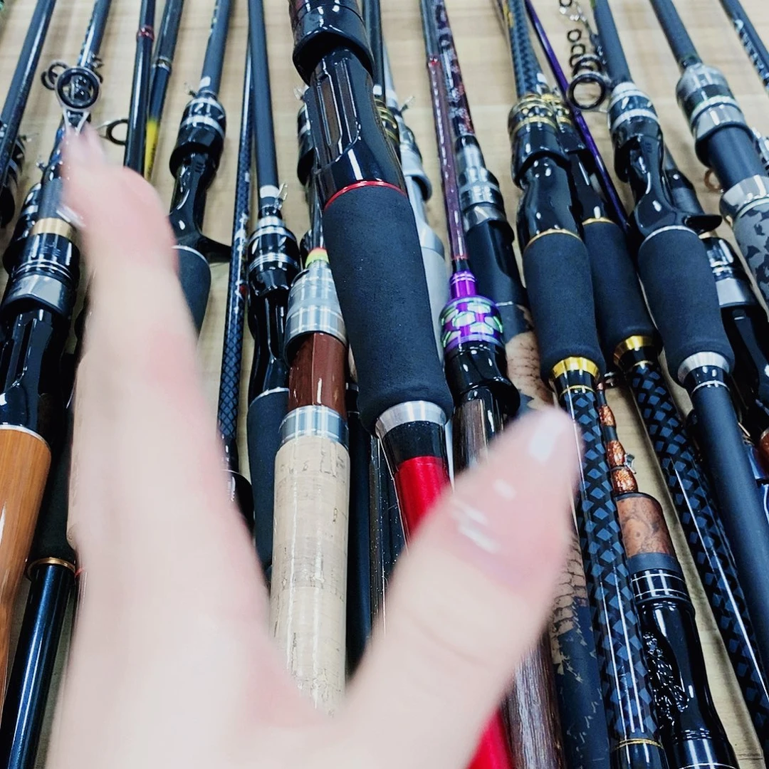 红色直柄路亚竿2.1米