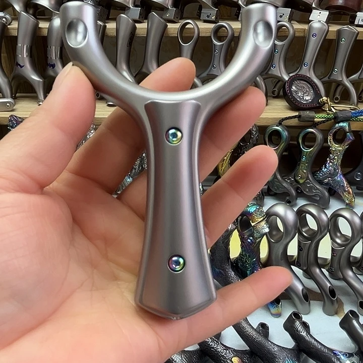 百步大王虎顶弹弓