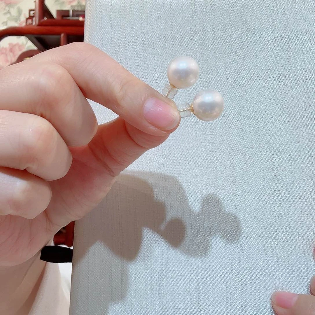 18K金镶嵌淡水珍珠耳钉耳钉