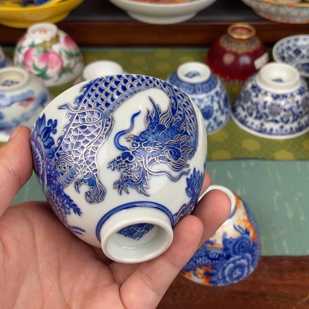 陶瓷的设计师是一个