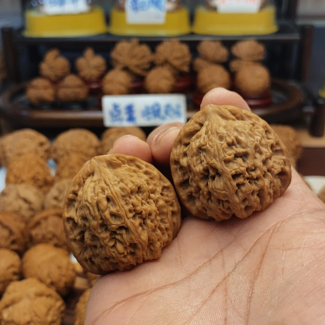 文玩核桃把件?***美40尺 南疆石 7