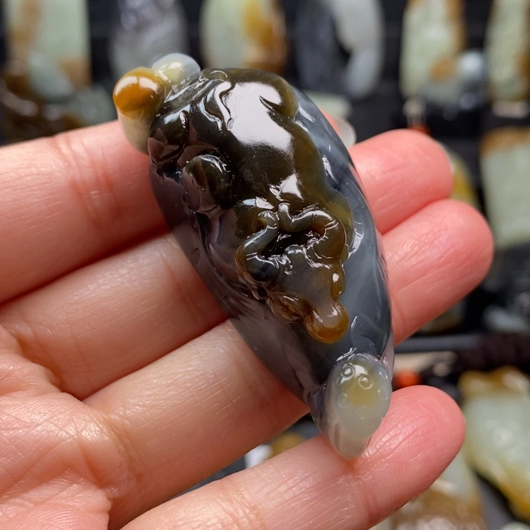 和田玉挂件未镶嵌