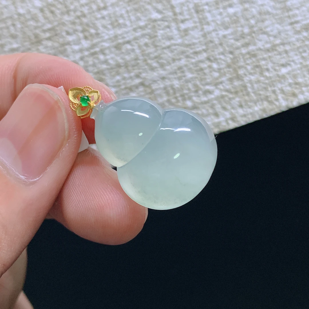 缅甸天然A货翡翠18k金镶嵌冰种胶润葫芦吊坠28.7x18.5x6.2