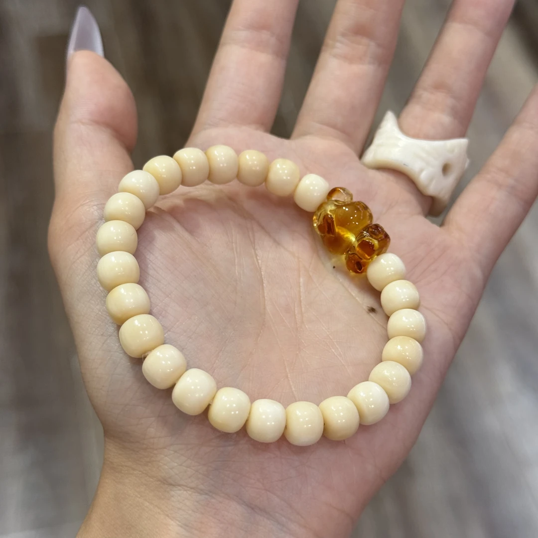 龙脊老型搭配天然小熊手串