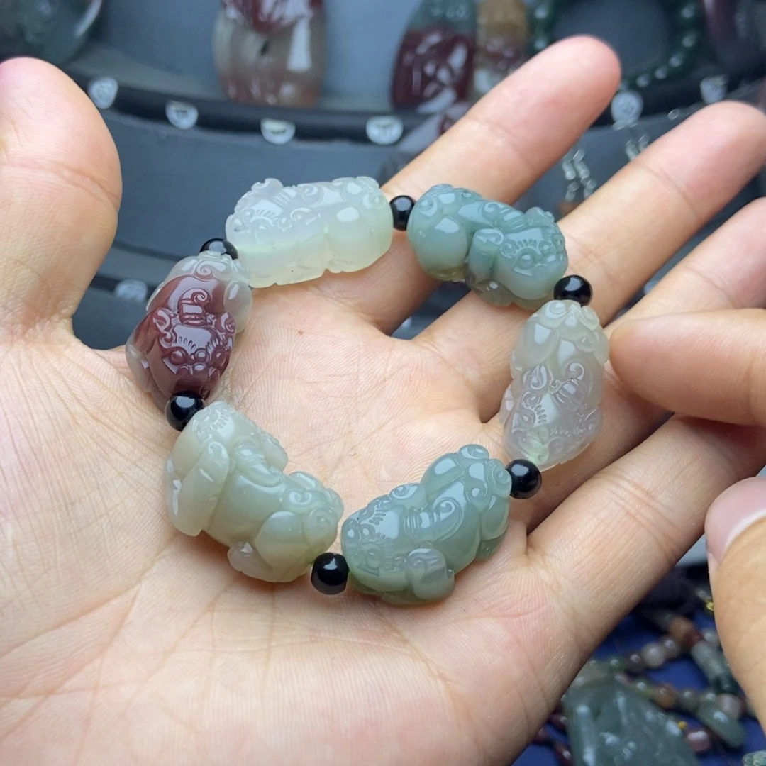 l***9玛瑙/玉髓颈饰未镶嵌