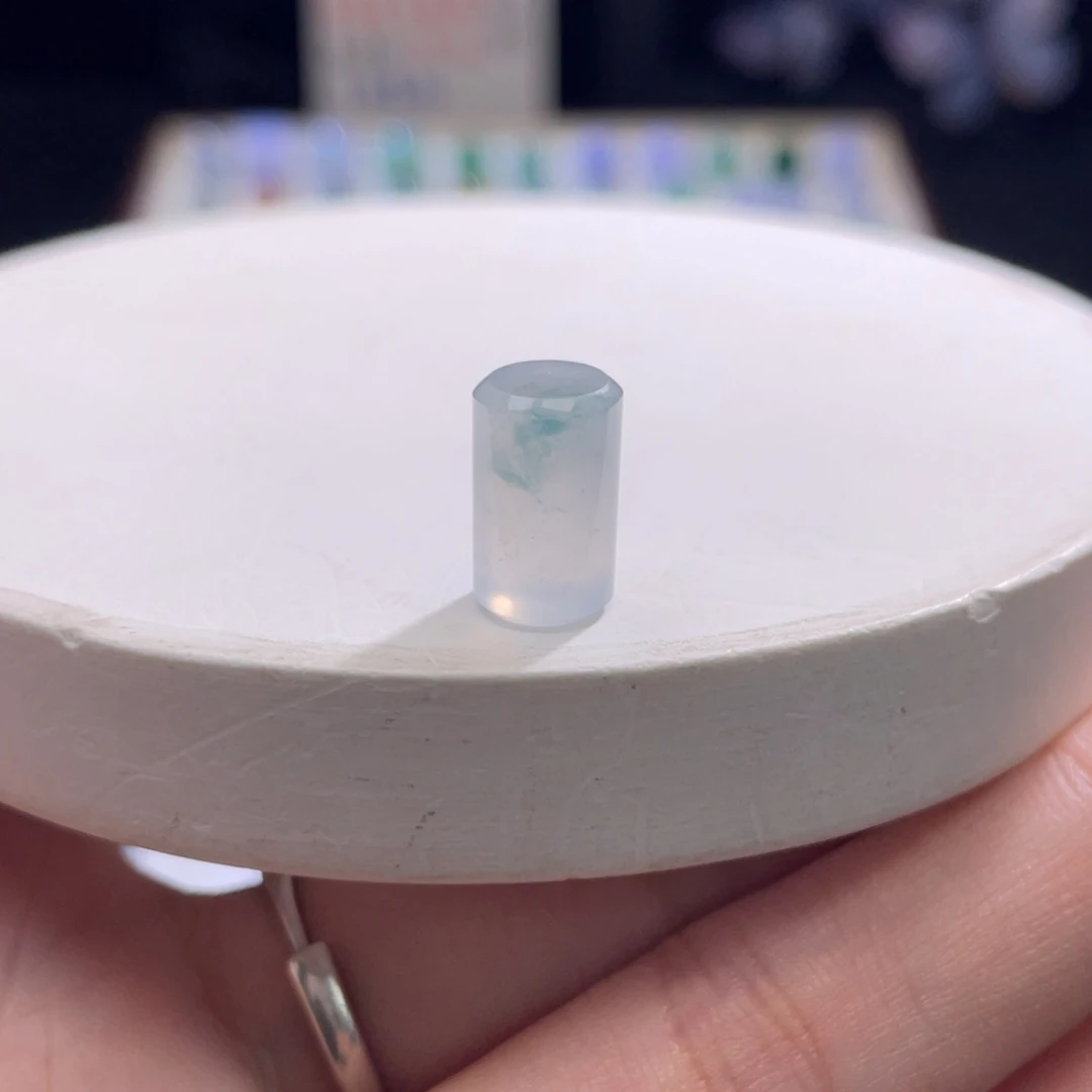 散珠翡翠特色冰飘花桶珠卡12.3-7.5mm