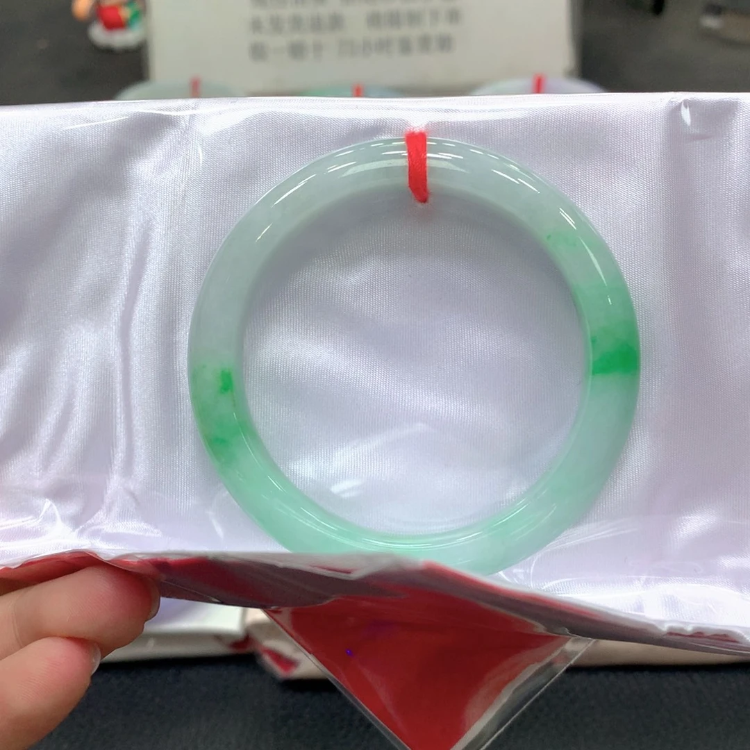 翡翠未镶嵌手镯54正