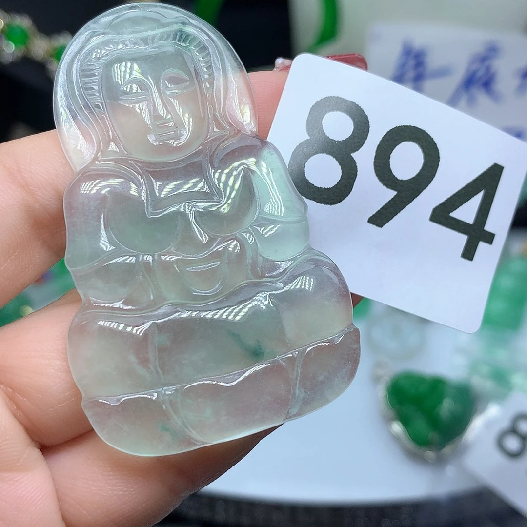 翡翠吊坠(赠链)未镶嵌