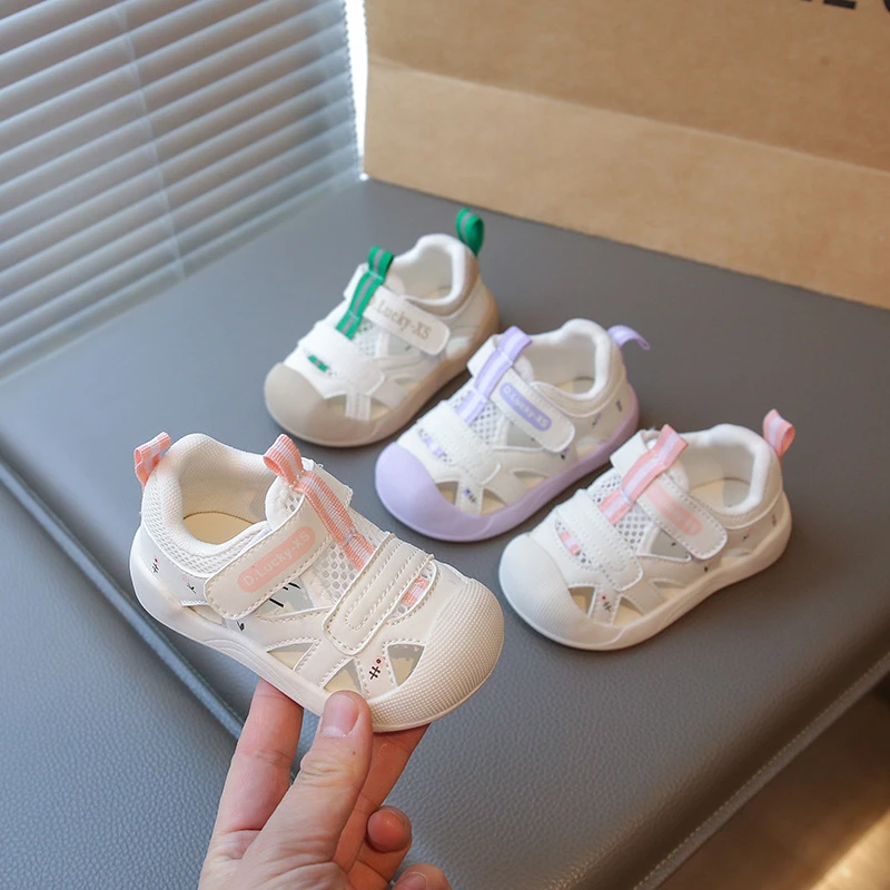 基诺蒲婴幼儿学步凉鞋夏季镂空女童学步鞋防滑软底男童室内鞋子