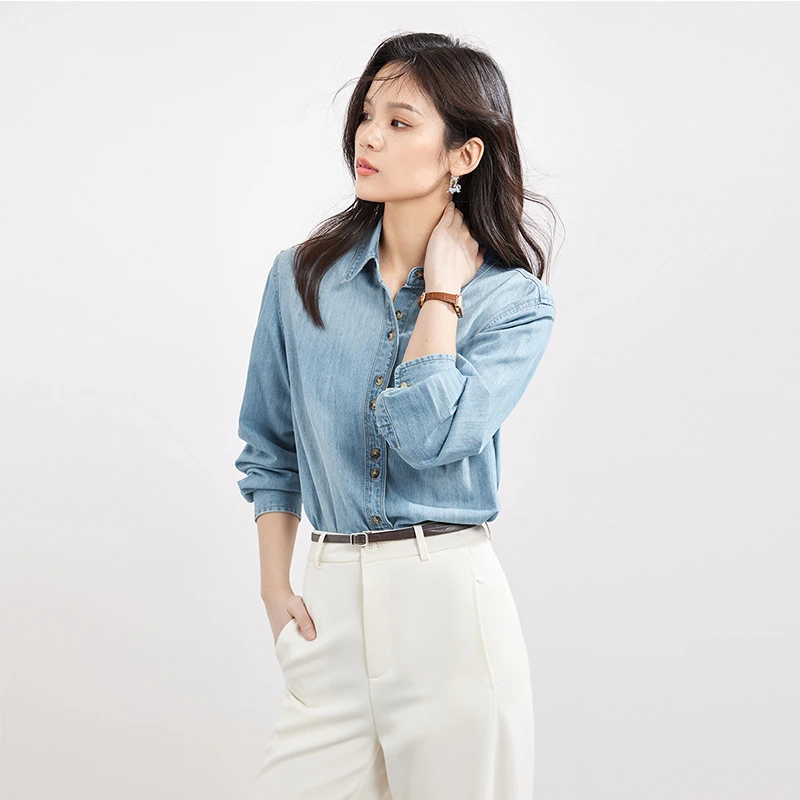 气质休闲衬衫领撞色树脂扣宽松长袖21支竖竹棉牛仔衬衫