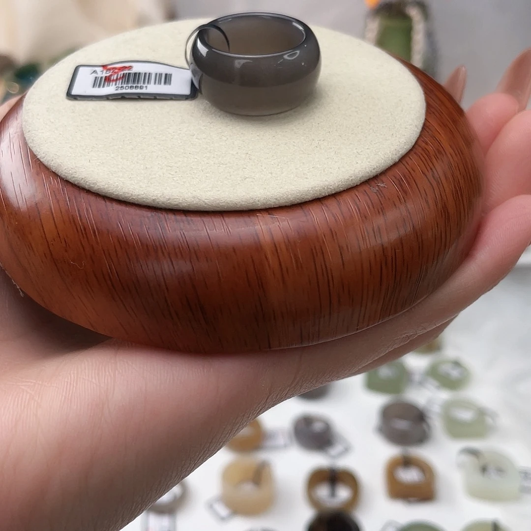 和田玉未镶嵌戒指高级灰墩墩17.8v30