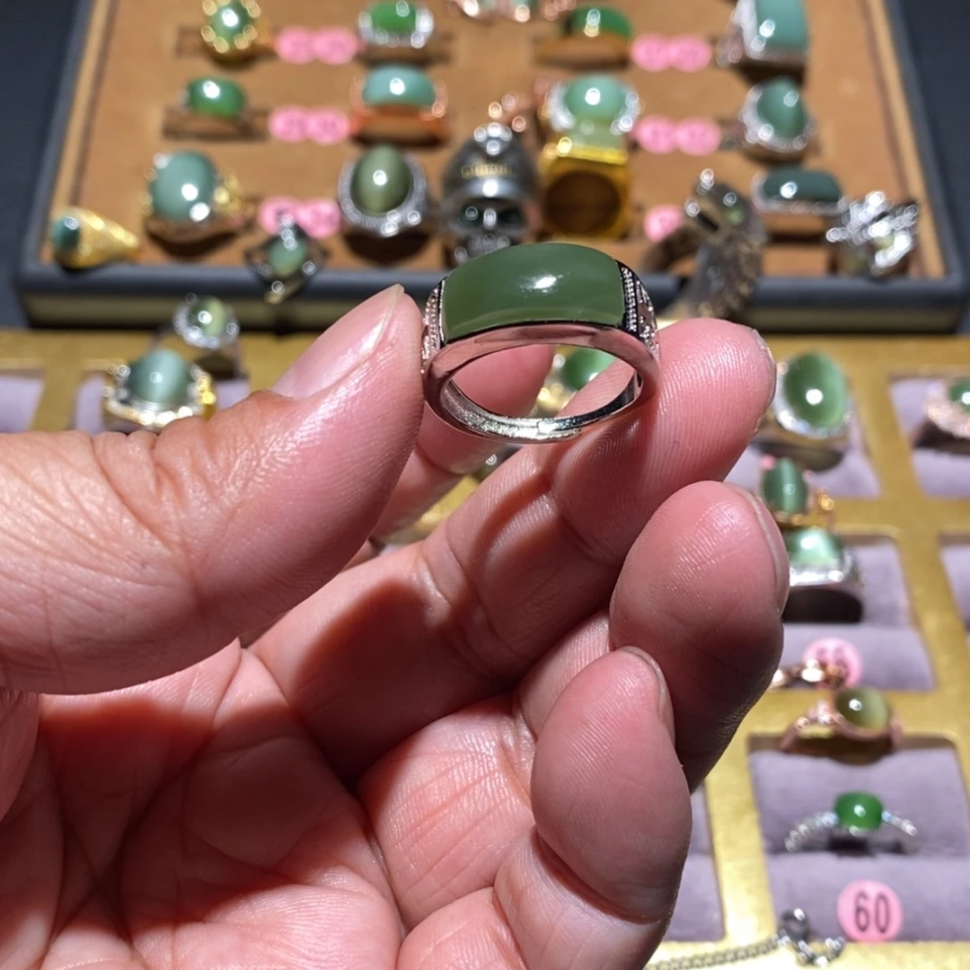 和田玉（碧玉）戒指未镶嵌