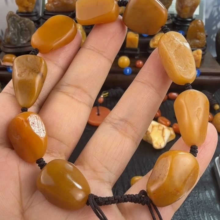 田黄石田黄石手串