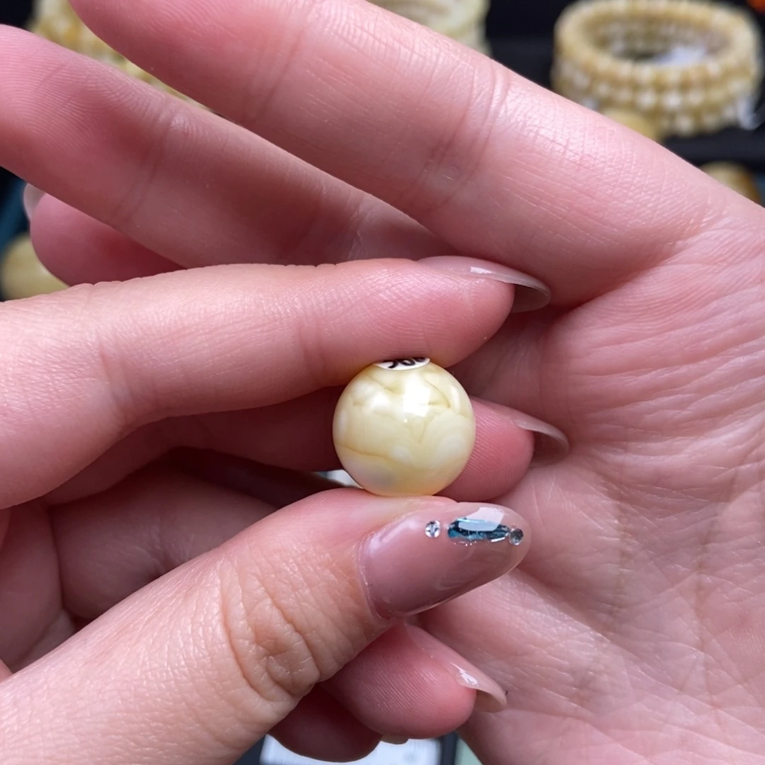 蜜蜡未镶嵌珠宝奇石卡14.6