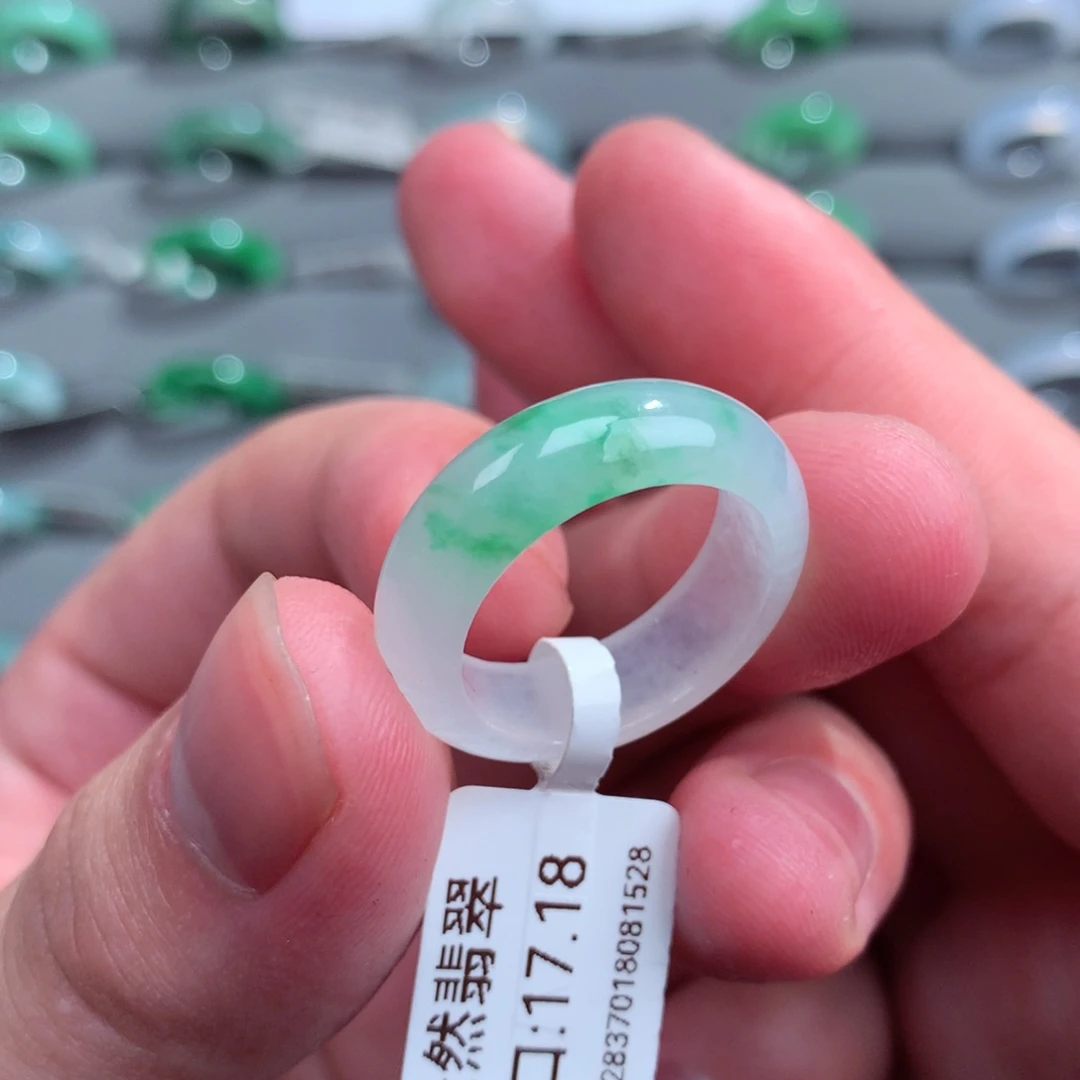 翡翠戒指未镶嵌天然