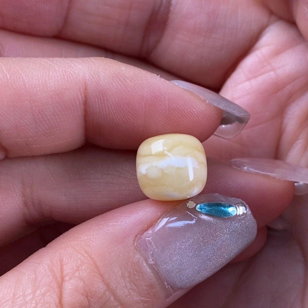 琥珀裸石未镶嵌喃****e蜜蜡10.9