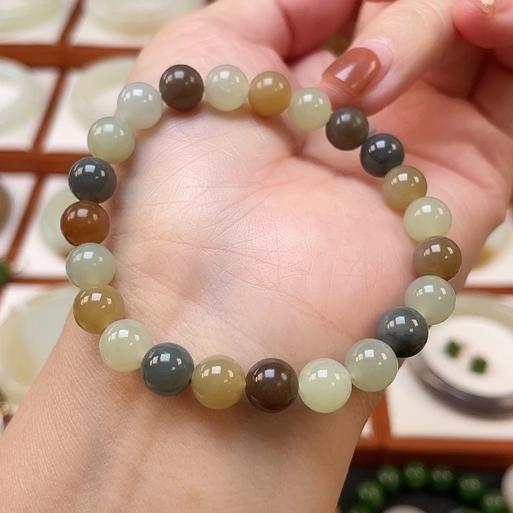 和田玉未镶嵌手串