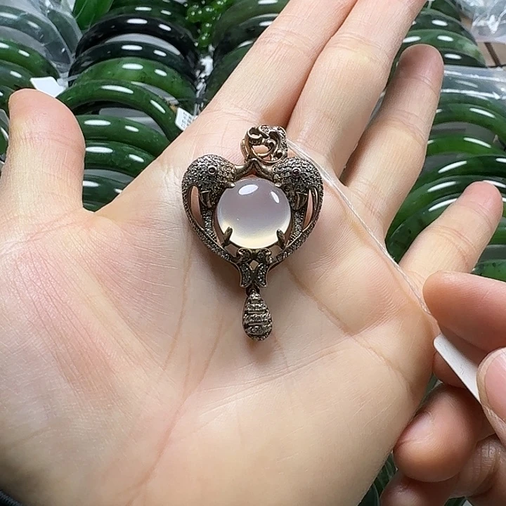 和田玉（碧玉）未镶嵌手镯吊坠