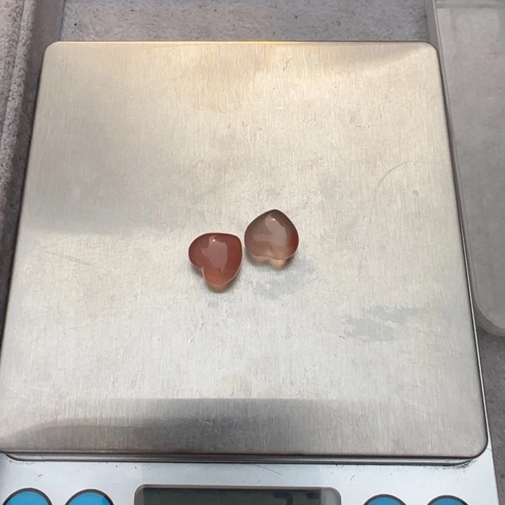 南红玛瑙爱心未镶嵌