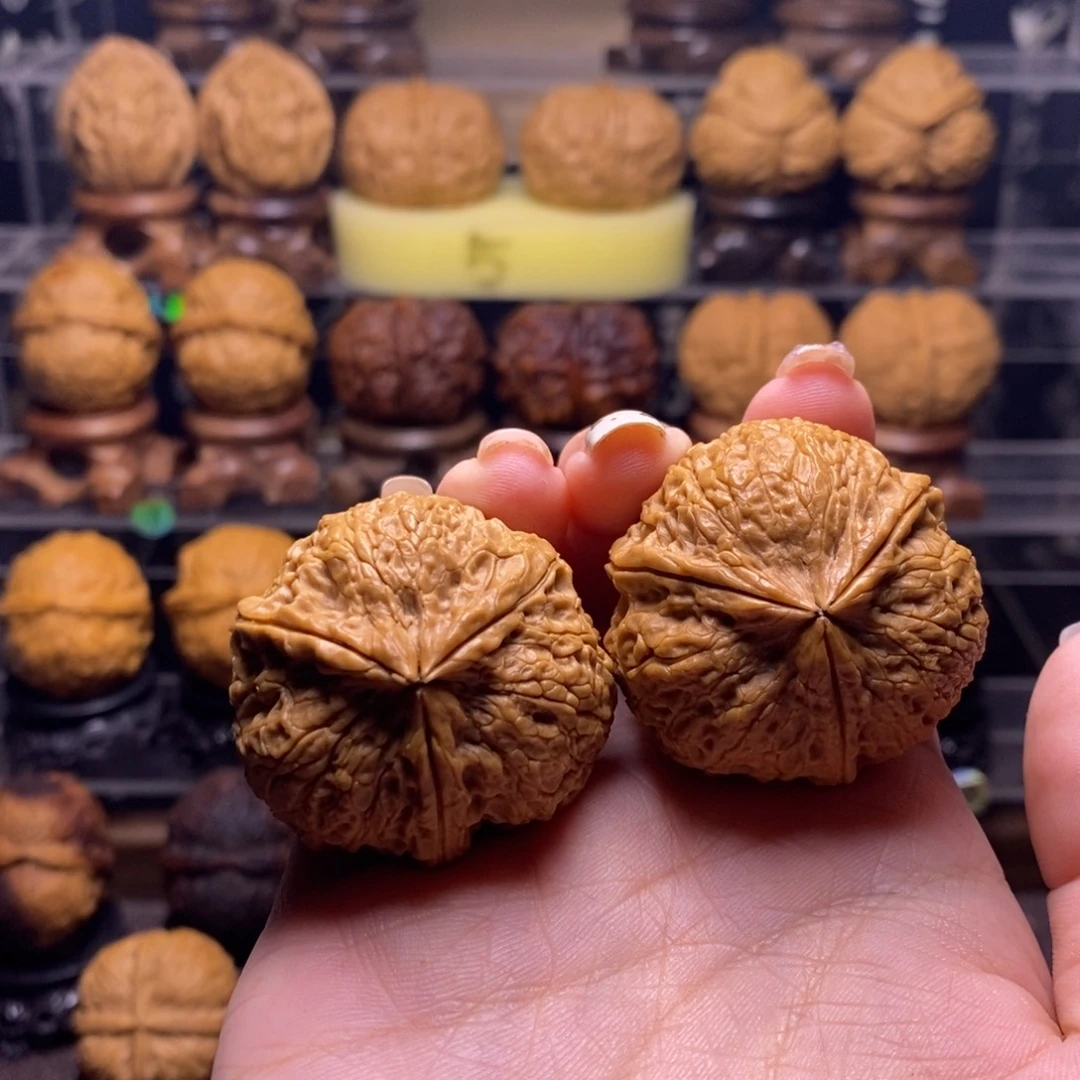 把件文玩核桃Z11虎王三棱37尺