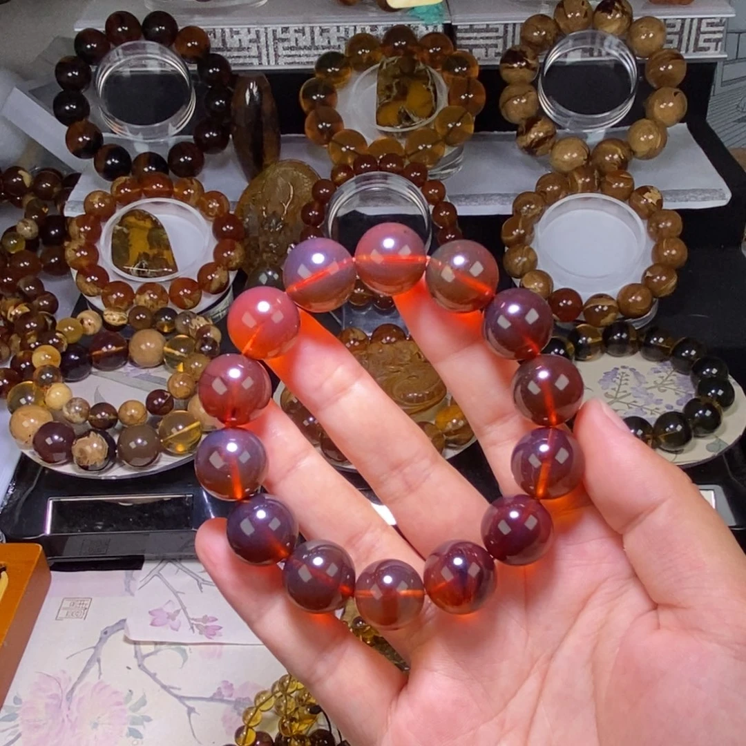 琥珀未镶嵌珠宝奇石