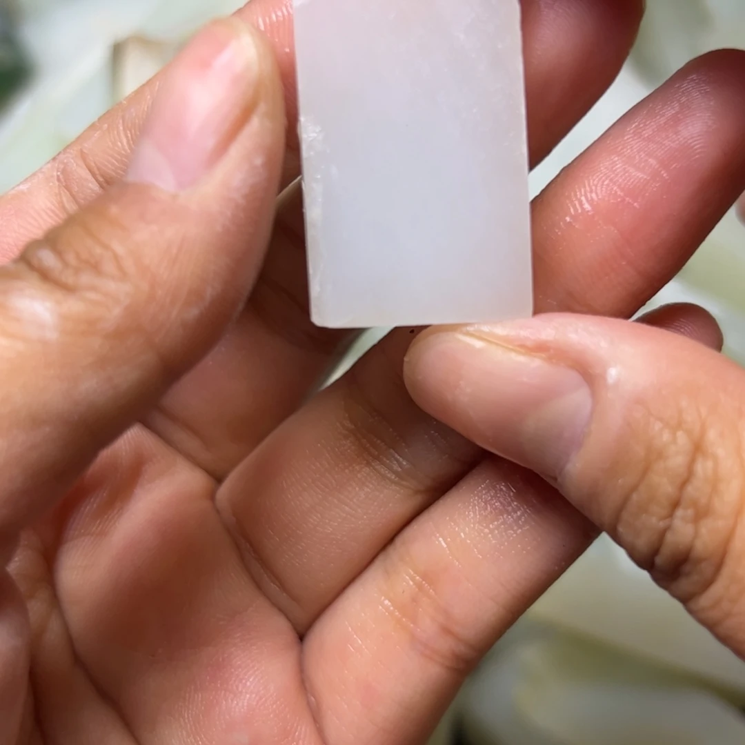 和田玉未镶嵌项链