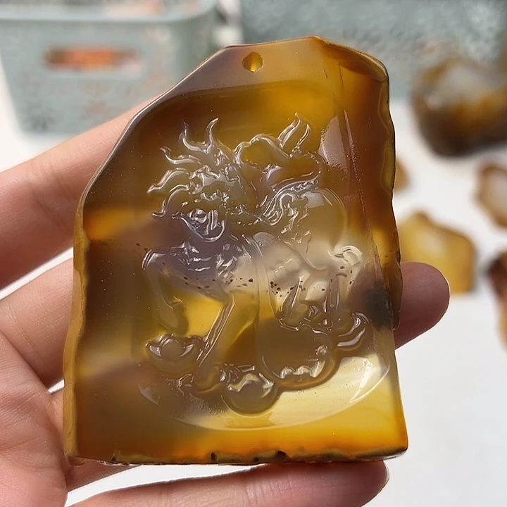 未镶嵌颈饰玛瑙/玉髓