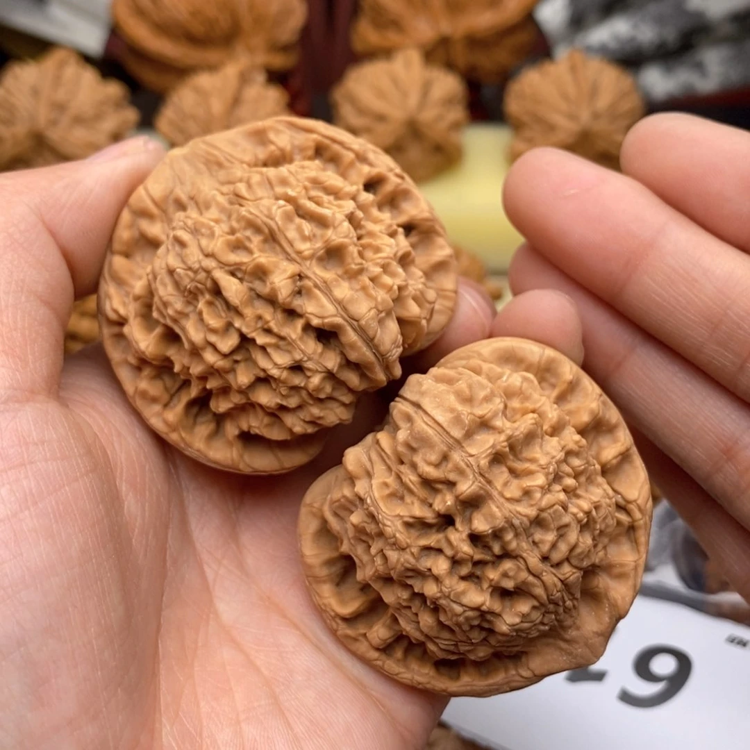 文玩核桃吊坠46官帽打底全