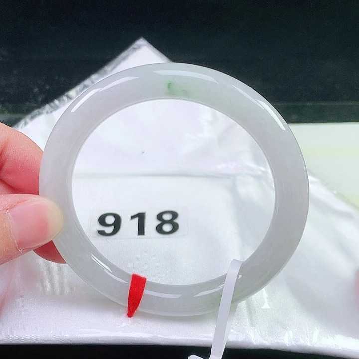 未镶嵌手镯（圆镯）翡翠918