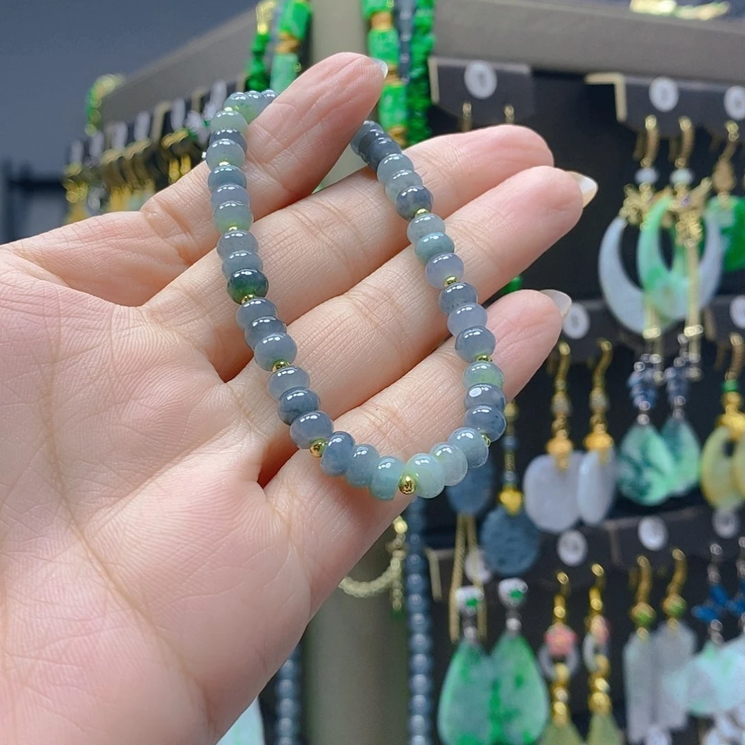 未镶嵌翡翠耳饰翡翠