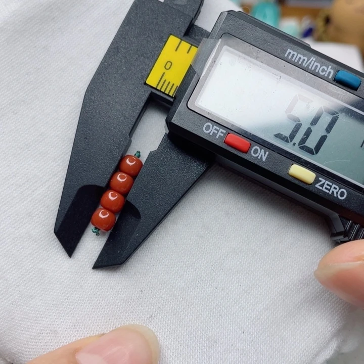 南红玛瑙未镶嵌珠宝奇石