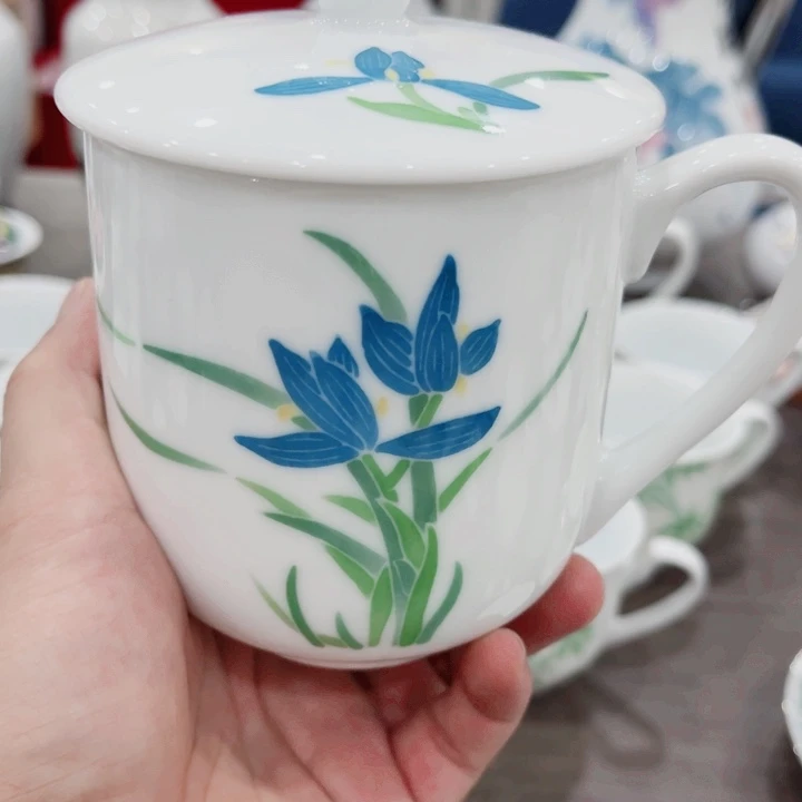 釉下五彩瓷的制作工艺