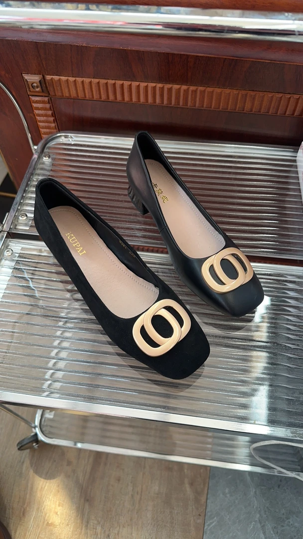 酷牌羊皮方跟奶奶鞋5391