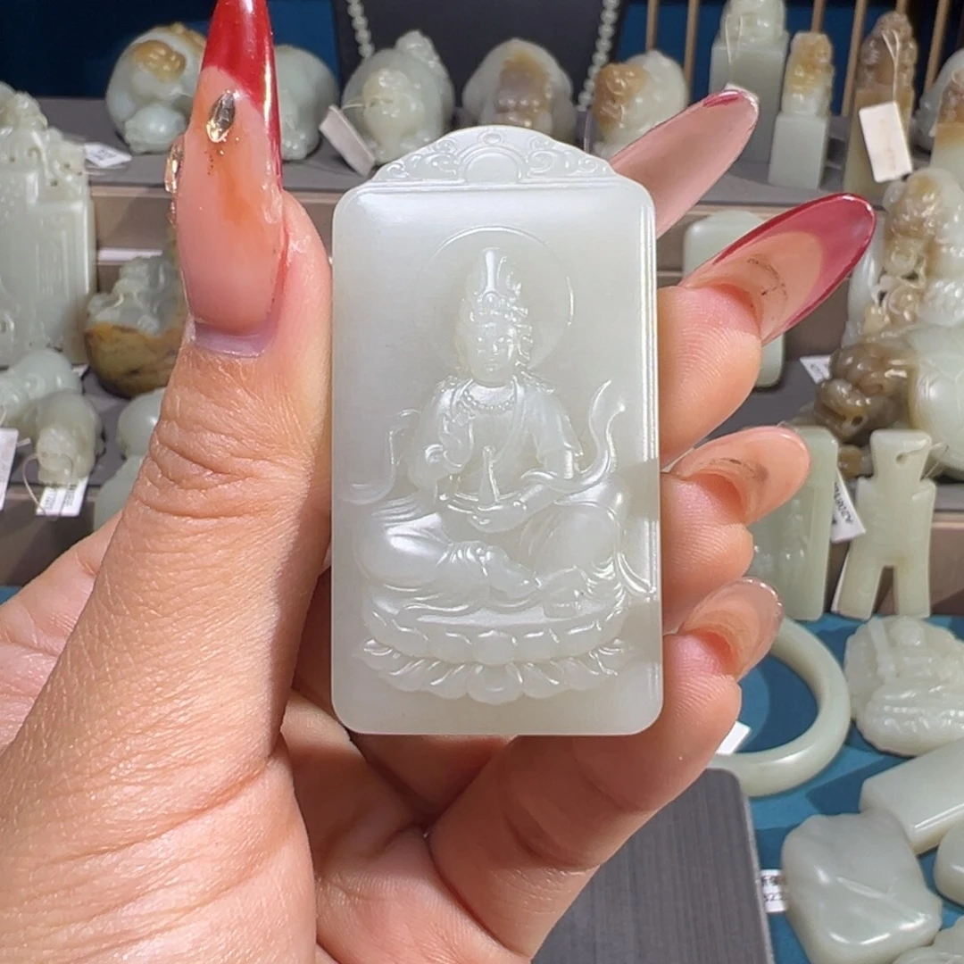 枫***和田玉（糖玉）未镶嵌颈饰