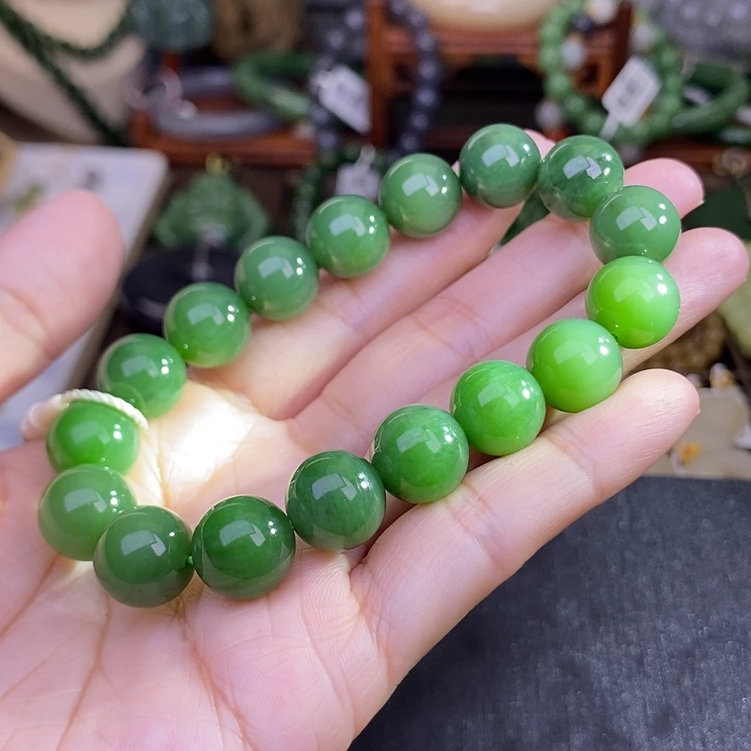 和田玉碧玉手链清货价约12MM未镶嵌