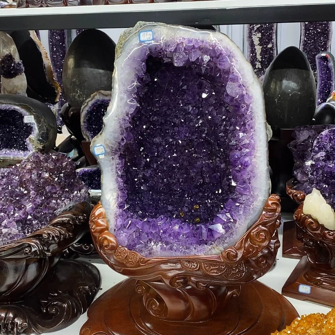 大型摆件（非配饰）紫晶未镶嵌莹