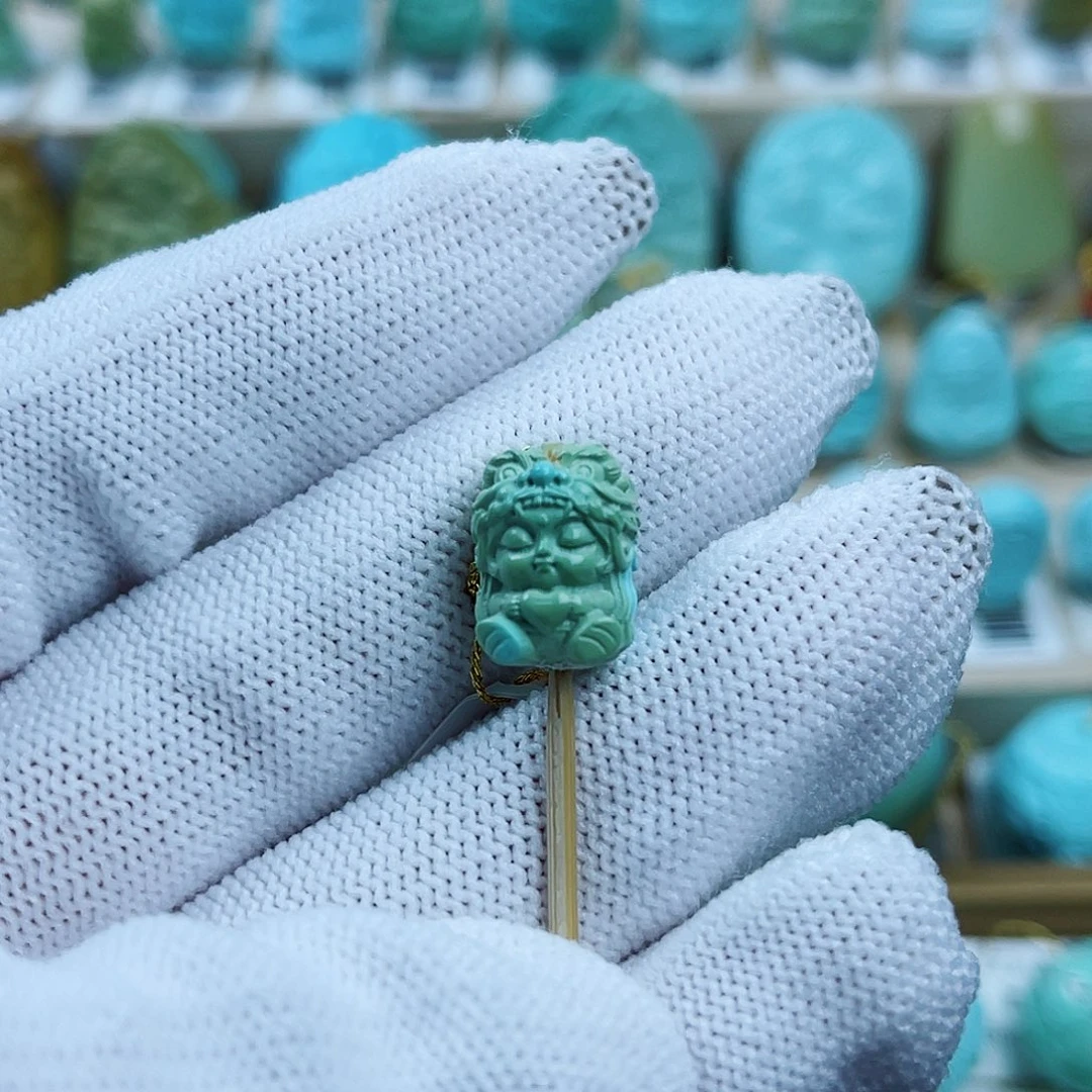 绿松石未镶嵌珠宝奇石