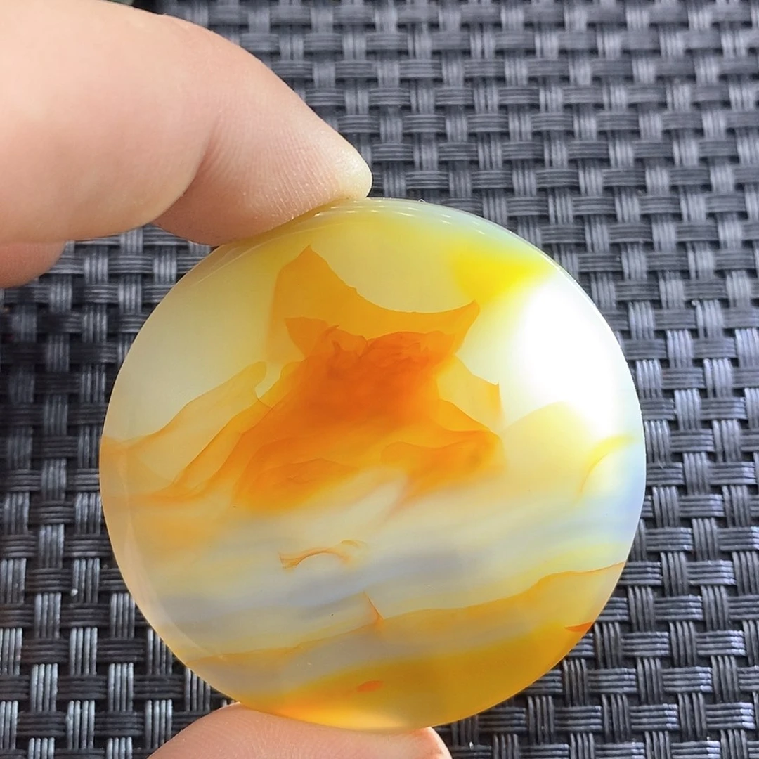 玛瑙/玉髓颈饰未镶嵌行***止