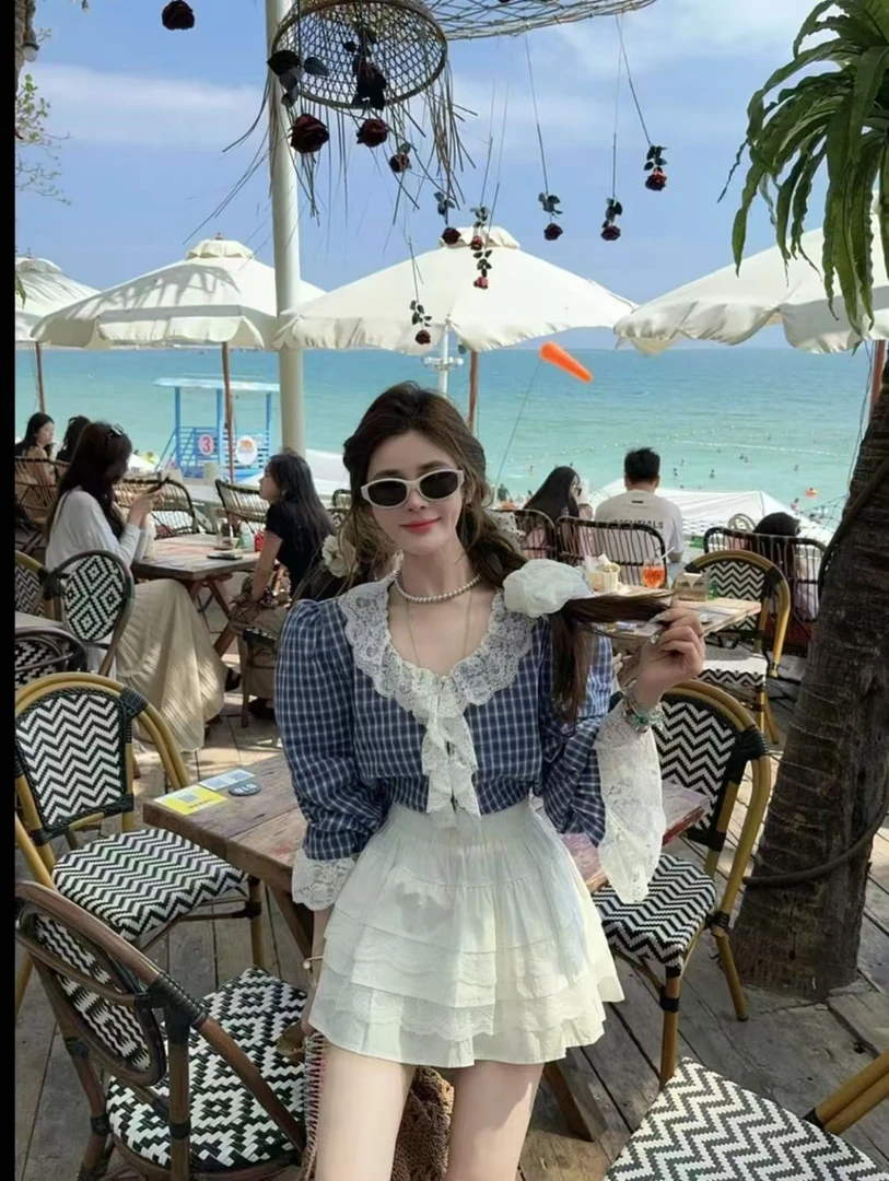 设计感小众蕾丝木耳边格纹衬衫女春季新款小个子洋气减龄百搭上衣