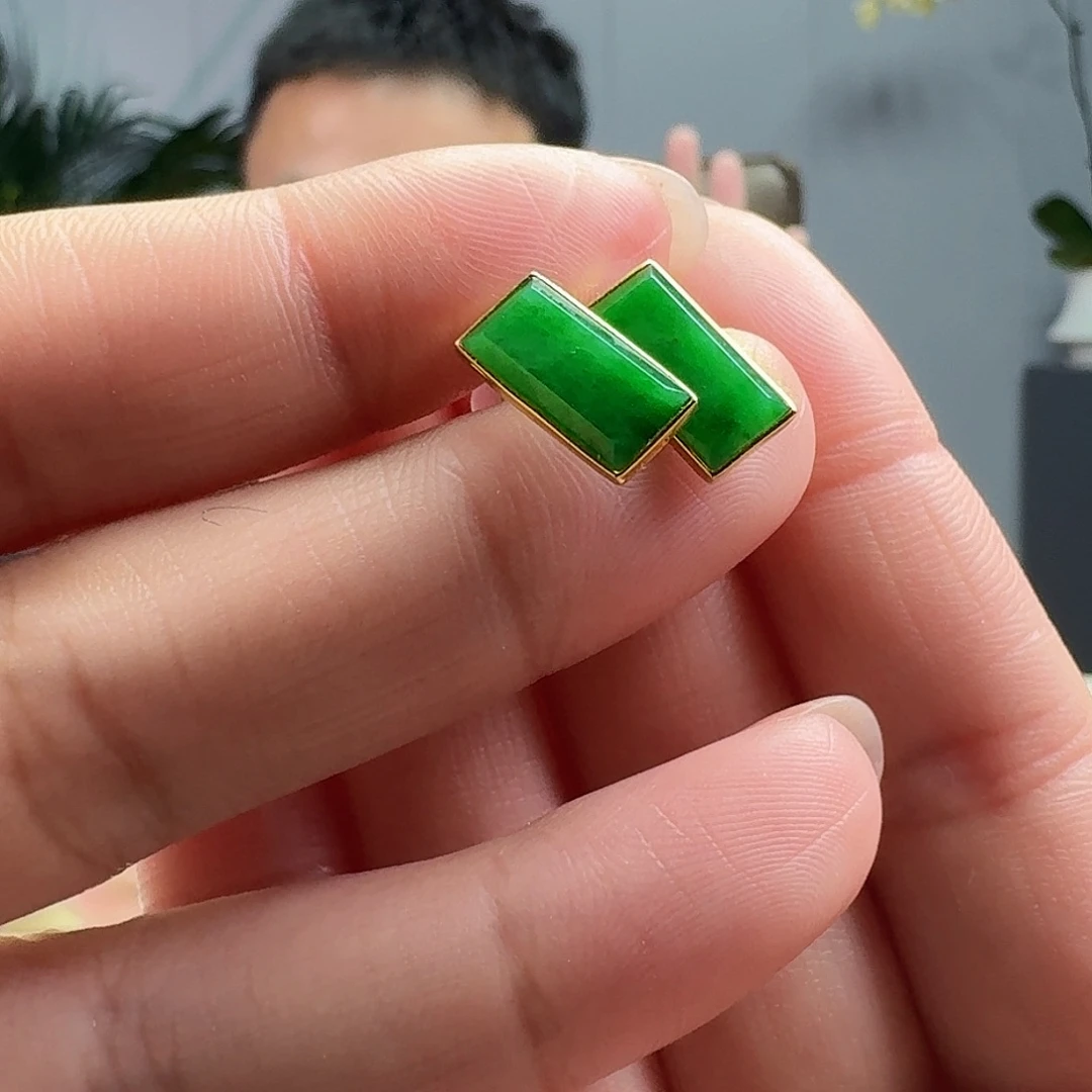 翡翠耳饰18K金镶嵌天然