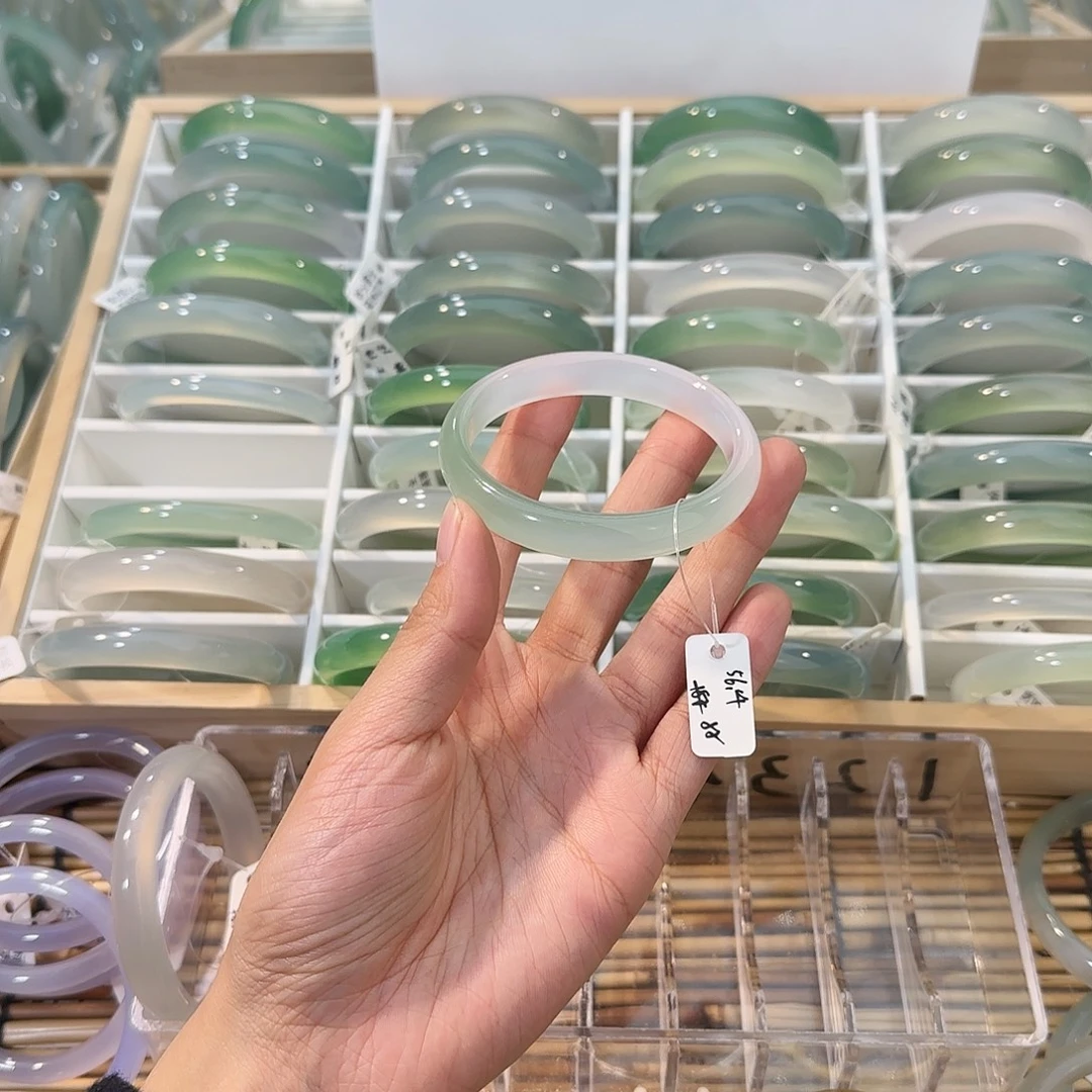 玛瑙/玉髓未镶嵌手镯圈口56.4