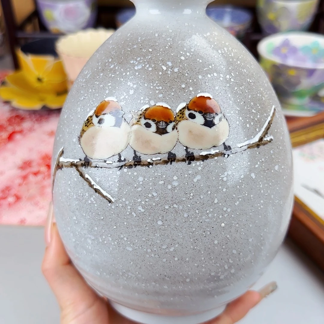 他家茶具瓷器真美！