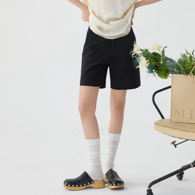 谜底黑色短裤女士2025春季新品百搭高腰弹力直筒休闲裤251MK0063