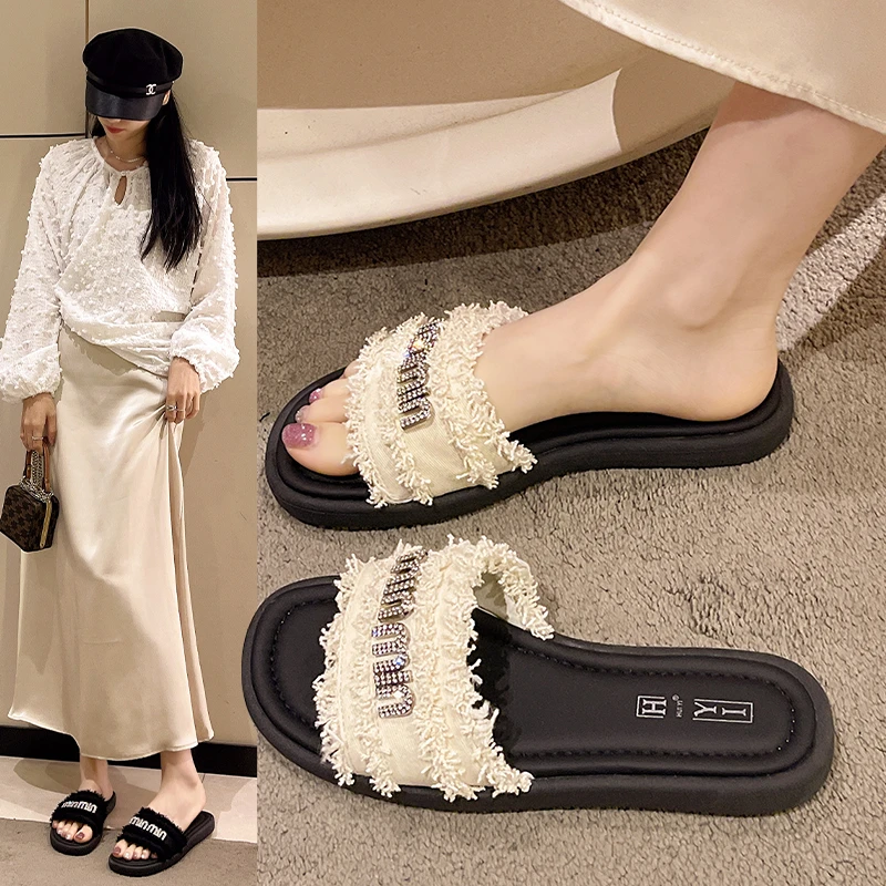 拖鞋女款2025新款爆款夏季外穿网红水钻款一字平底凉拖鞋配裙子