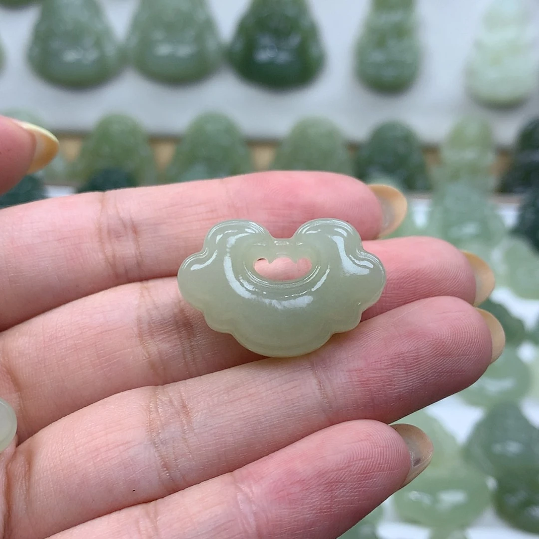 【闪购商品】颈饰未镶嵌和田玉