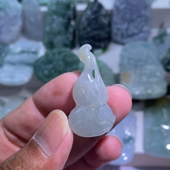 【闪购商品】翡翠未镶嵌颈饰1111111111111