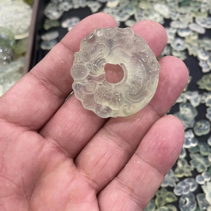 蛇纹石玉合金颈饰