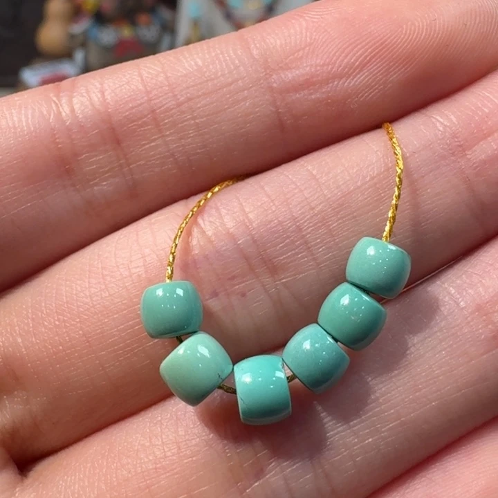 绿松石未镶嵌直切（微瑕