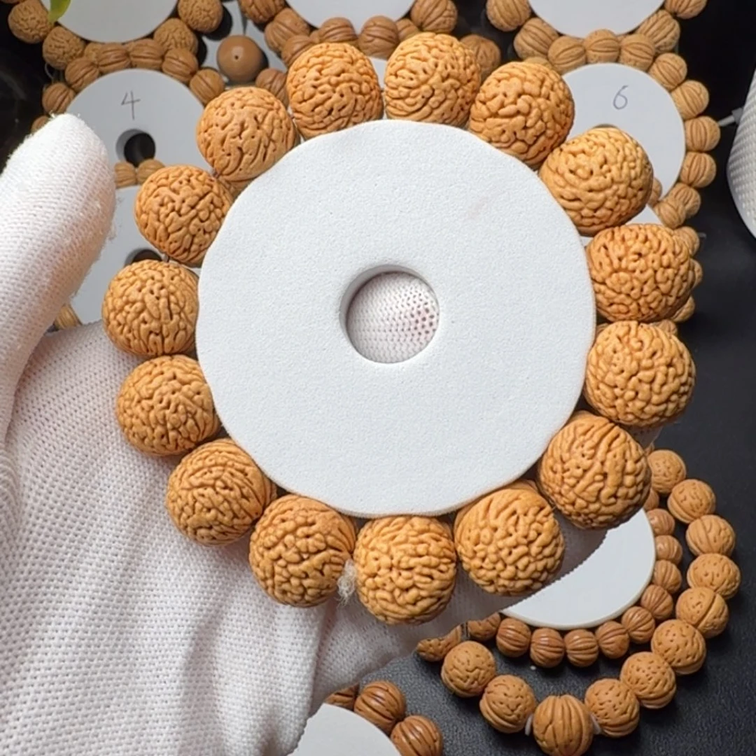 桃核手串龙鳞苹果